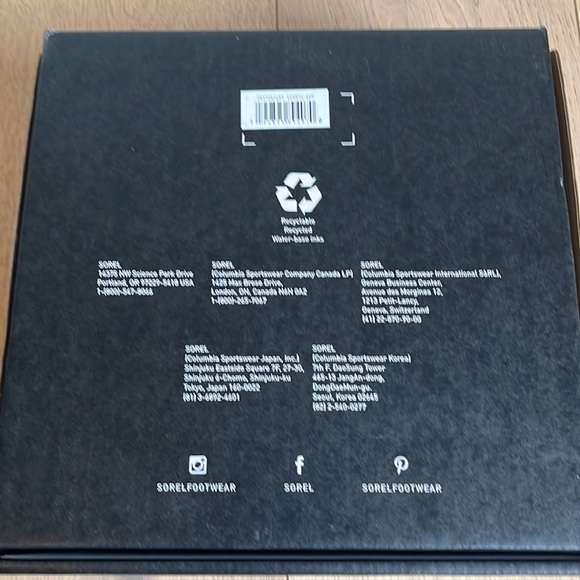 Girls Sorel Whitney 2 short pink winter boots - Picture 11 of 12